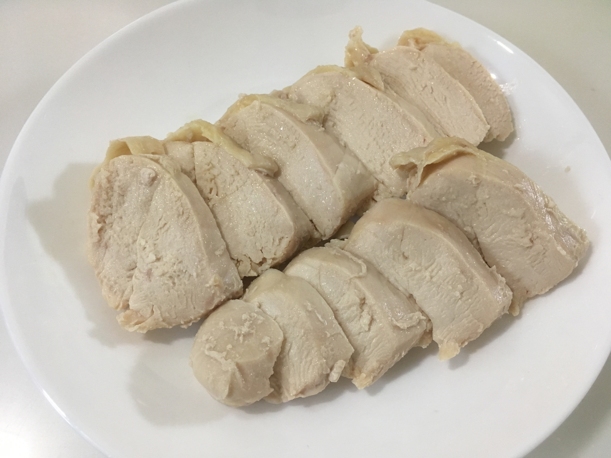 炊飯器で作る鶏胸肉のサラダチキン