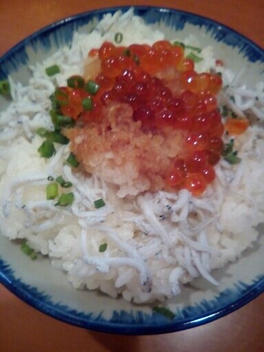 いくらしらす丼 レシピ・作り方 by hasueki - 楽天レシピ