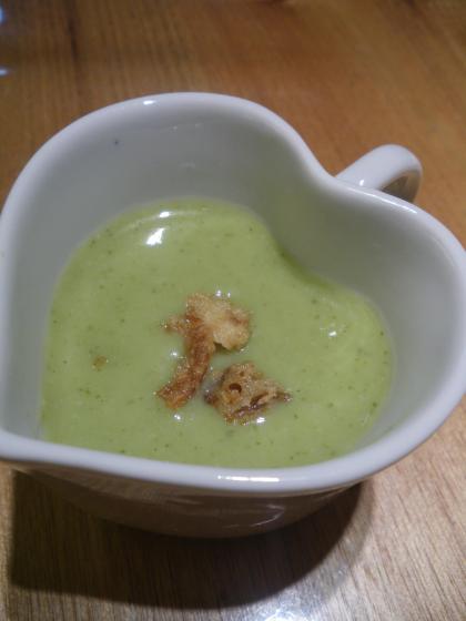 エコレシピ　茎まで丸ごと ”ブロッコリーのスープ”