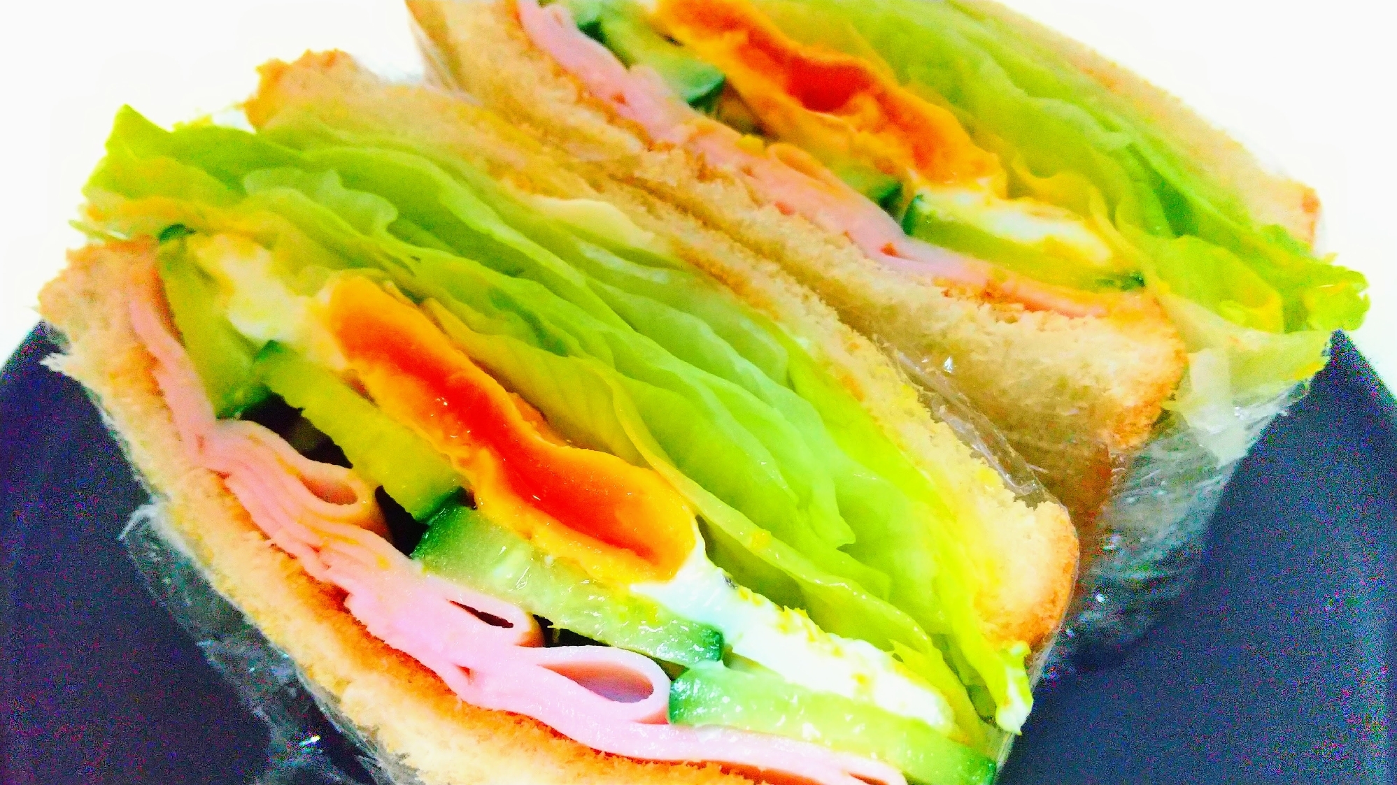 ハムきゅうり目玉焼きレタスサンド