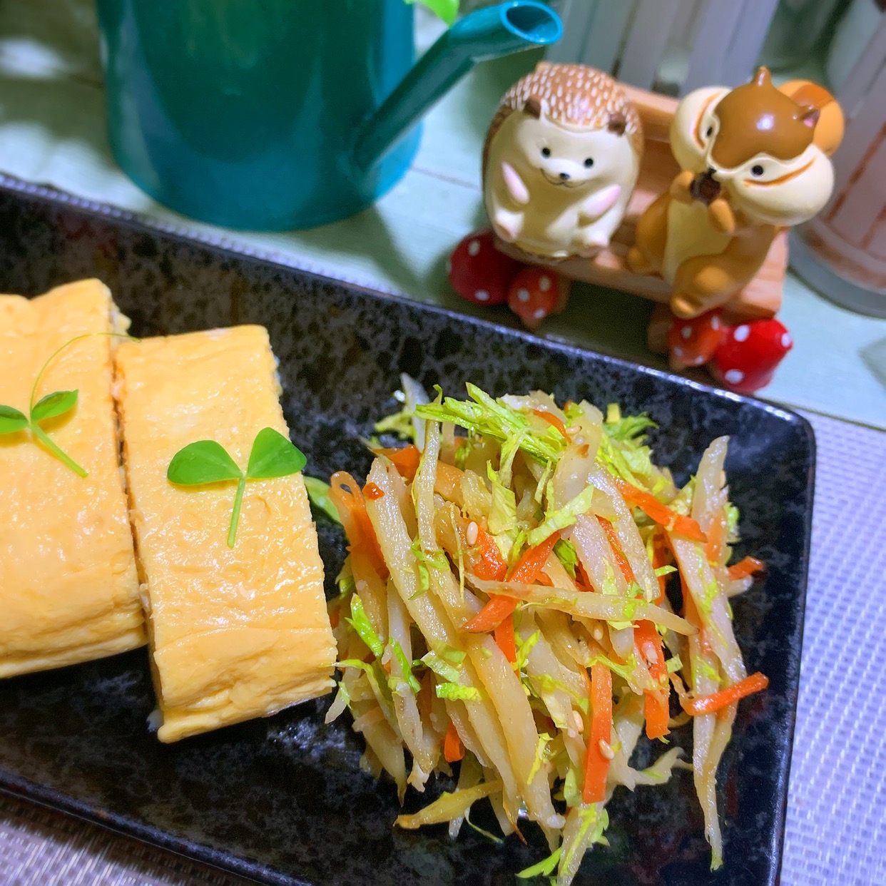セロリたっぷり辣油マヨきんぴら