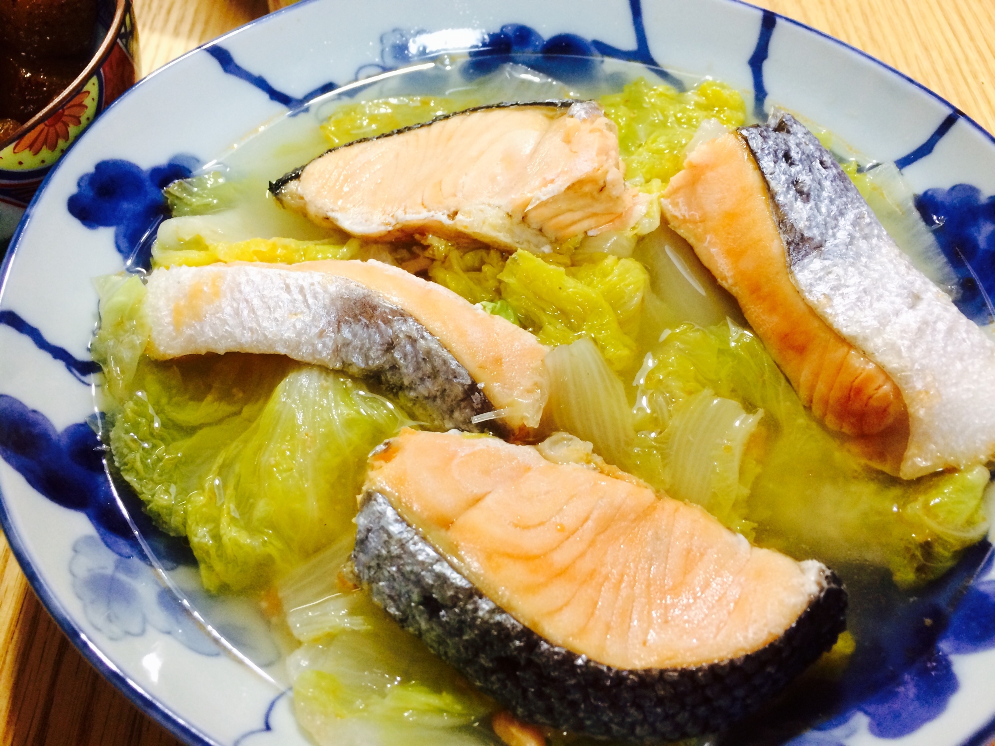 【ガサツ料理】塩鮭と白菜の塩辛蒸し