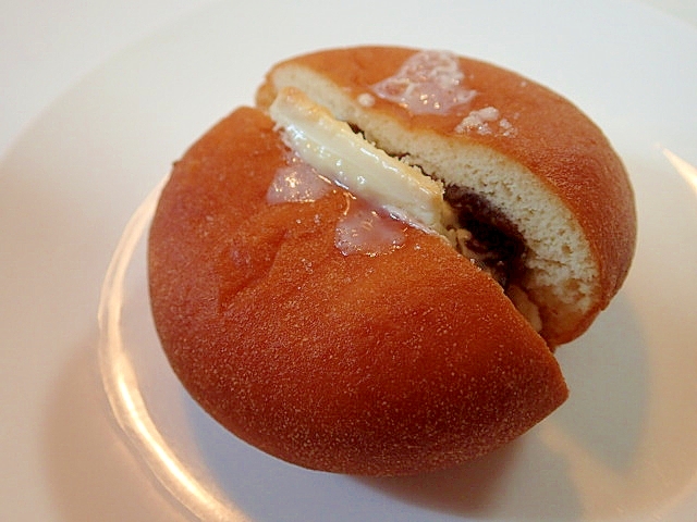 ホワイトチョコ入り 餡ドーナツ レシピ 作り方 By ぷ みぃまま 楽天レシピ