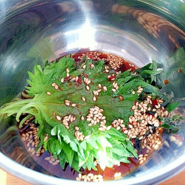 しその葉の醤油づけ レシピ 作り方 By Irodori 楽天レシピ しその葉の醤油づけ レシピ 作り方 By Irodori 楽天レシピ