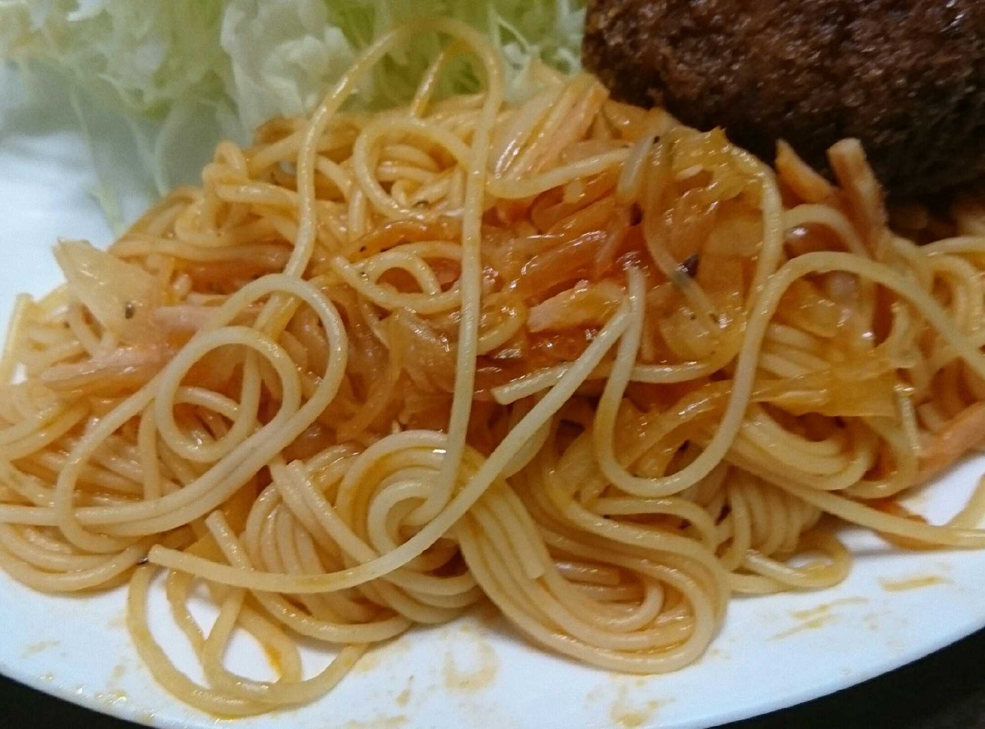 チリソースパスタ