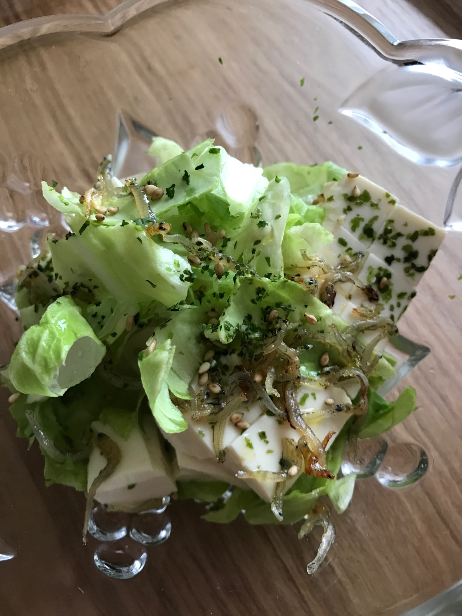 絹豆腐と春キャベツの青のりちりめんサラダ