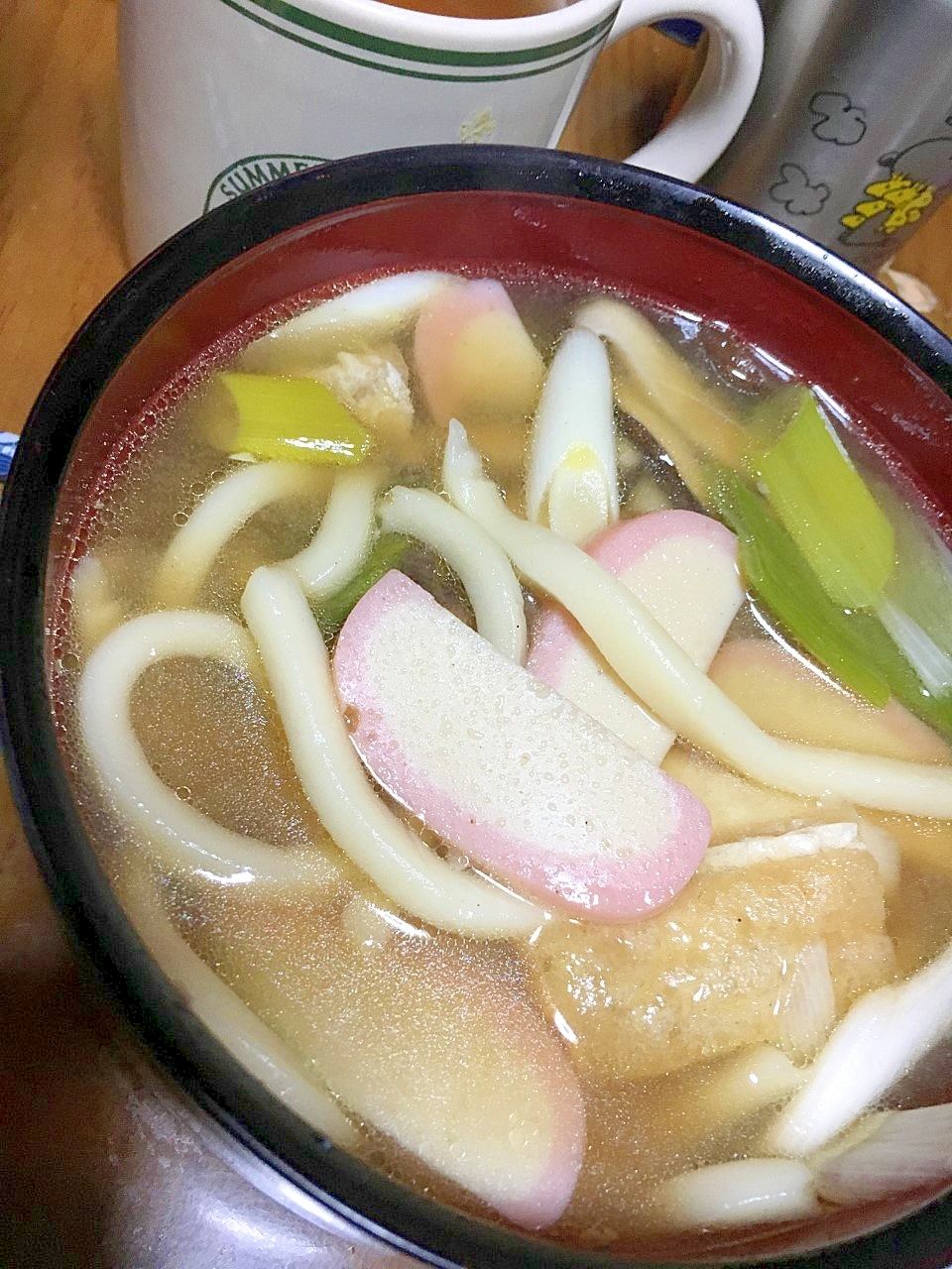 出汁がしっかり出た鶏うどん