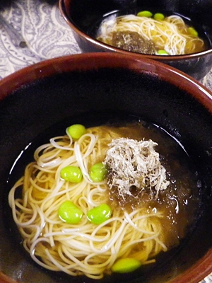 枝豆素麺の冷やしおぼろ汁