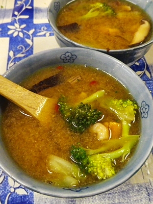 シーフードブロッコリー味噌スープ