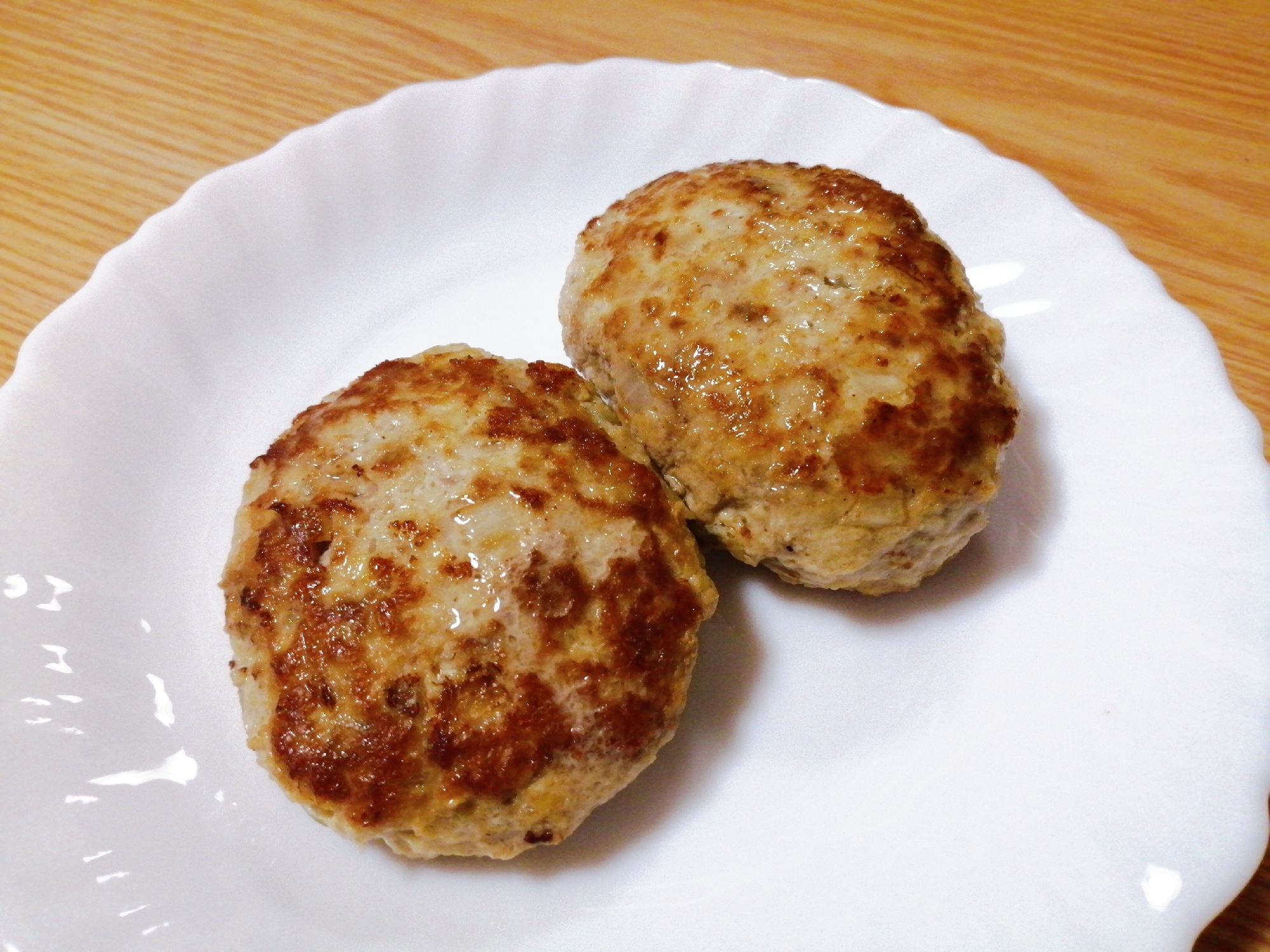 玉ねぎの食感を楽しむ☆節約♪豆腐ハンバーグ