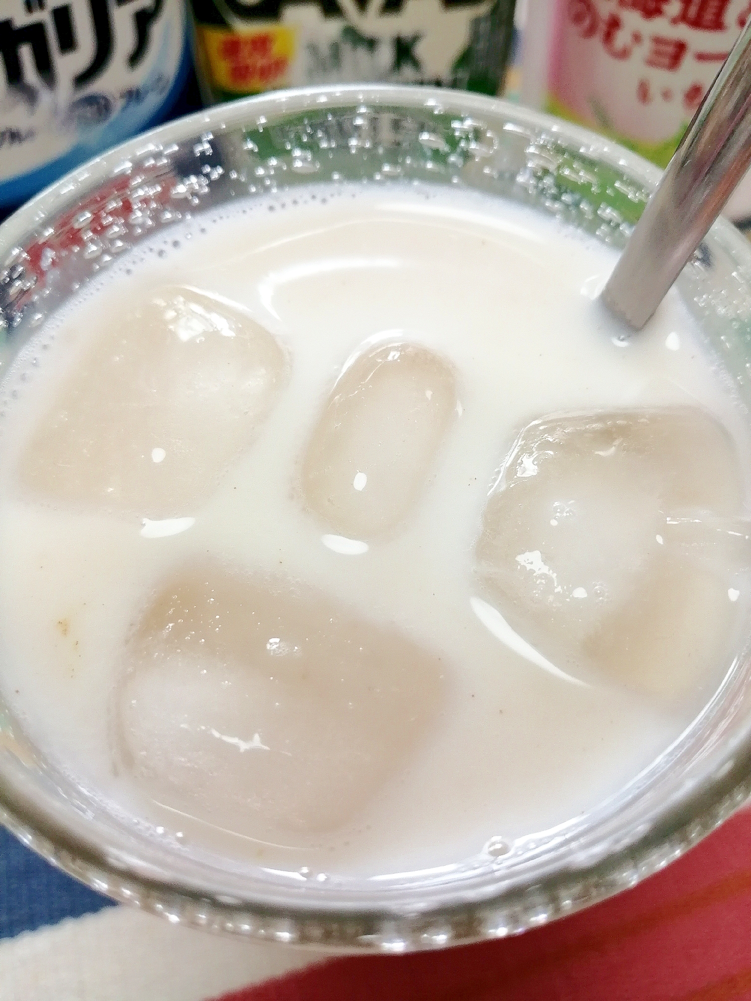 アイス☆プロテインいちごヨーグルトミルク♪