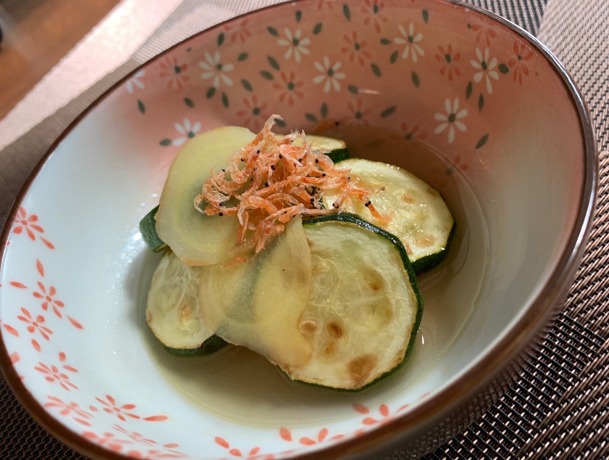 簡単夏のおつまみ！ズッキーニの中華風煮浸し