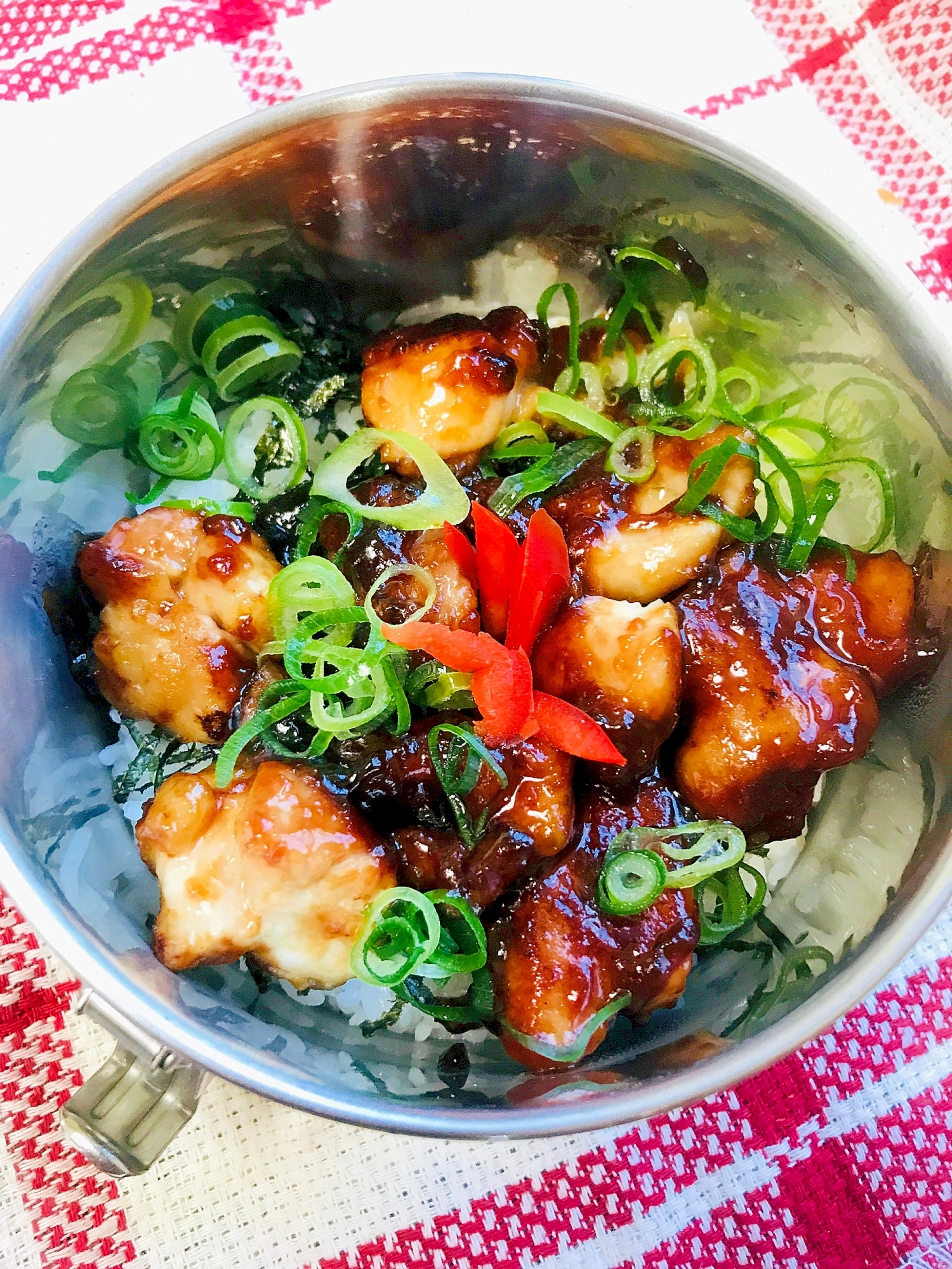 丼お弁当 鶏もも肉のかんたんテリッとした焼き鳥丼 レシピ 作り方 By Bistromiti R 楽天レシピ 丼お弁当 鶏もも肉のかんたんテリッとした焼き鳥丼 レシピ 作り方 By Bistromiti R 楽天レシピ