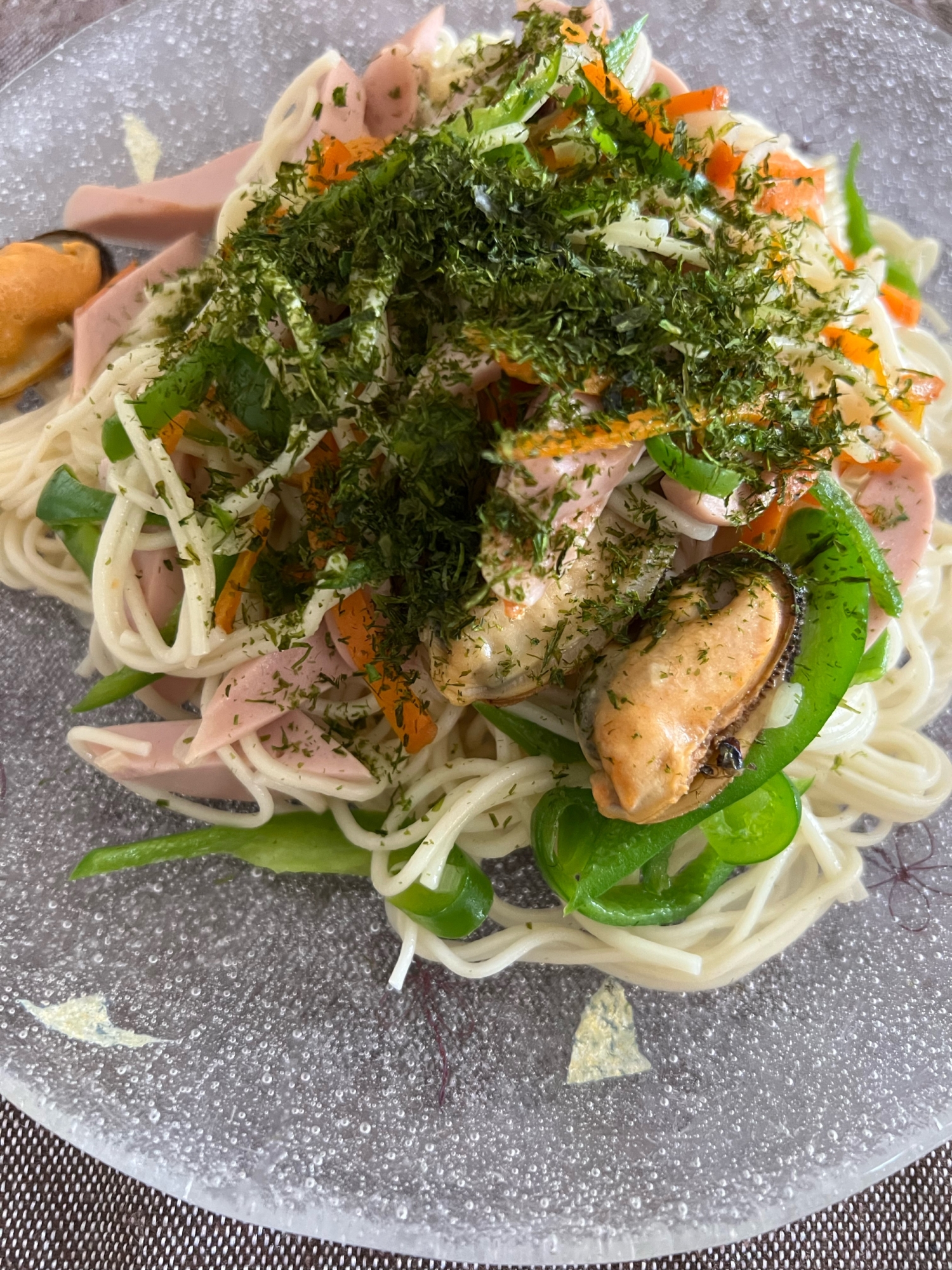 魚肉ソーセージとムール貝で♪素麺チャンプルー