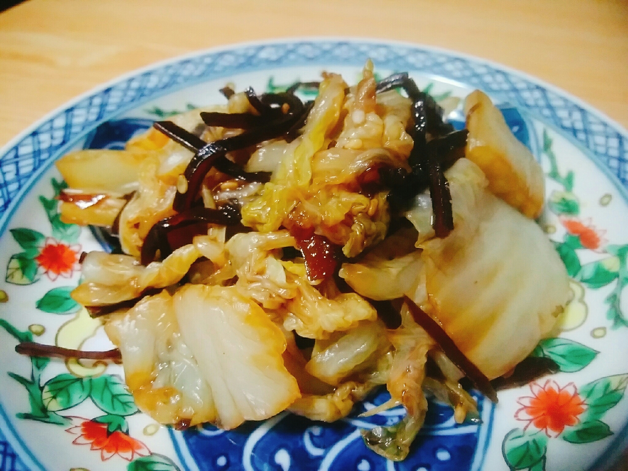 レンジで簡単！白菜とごま昆布の和え物