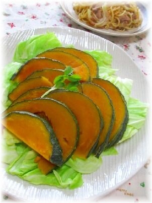 ホクホクの甘くてやわらかいかぼちゃにポン酢のさっぱり味が、とっても美味しかったです（、。）　冷めないうちにいただくのがポイントですよね☆　ごちさまです＾＾*