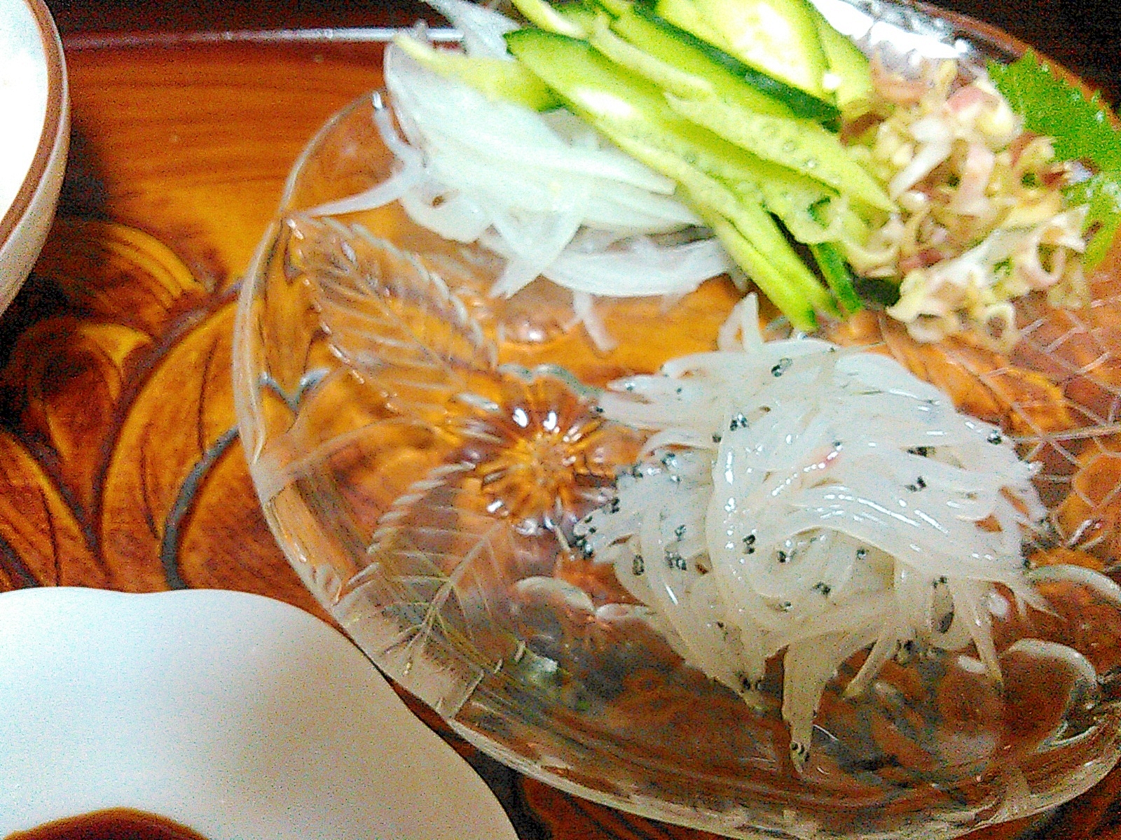 生白魚のサラダ