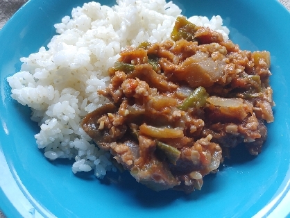 野菜が甘い♪ドライカレー