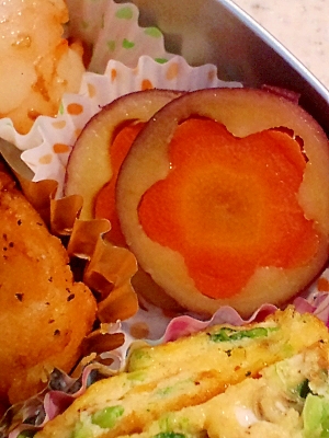 炊飯器でかわいい野菜のお花☆お弁当