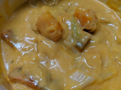 鶏肉とかぼちゃのクリームシチュー