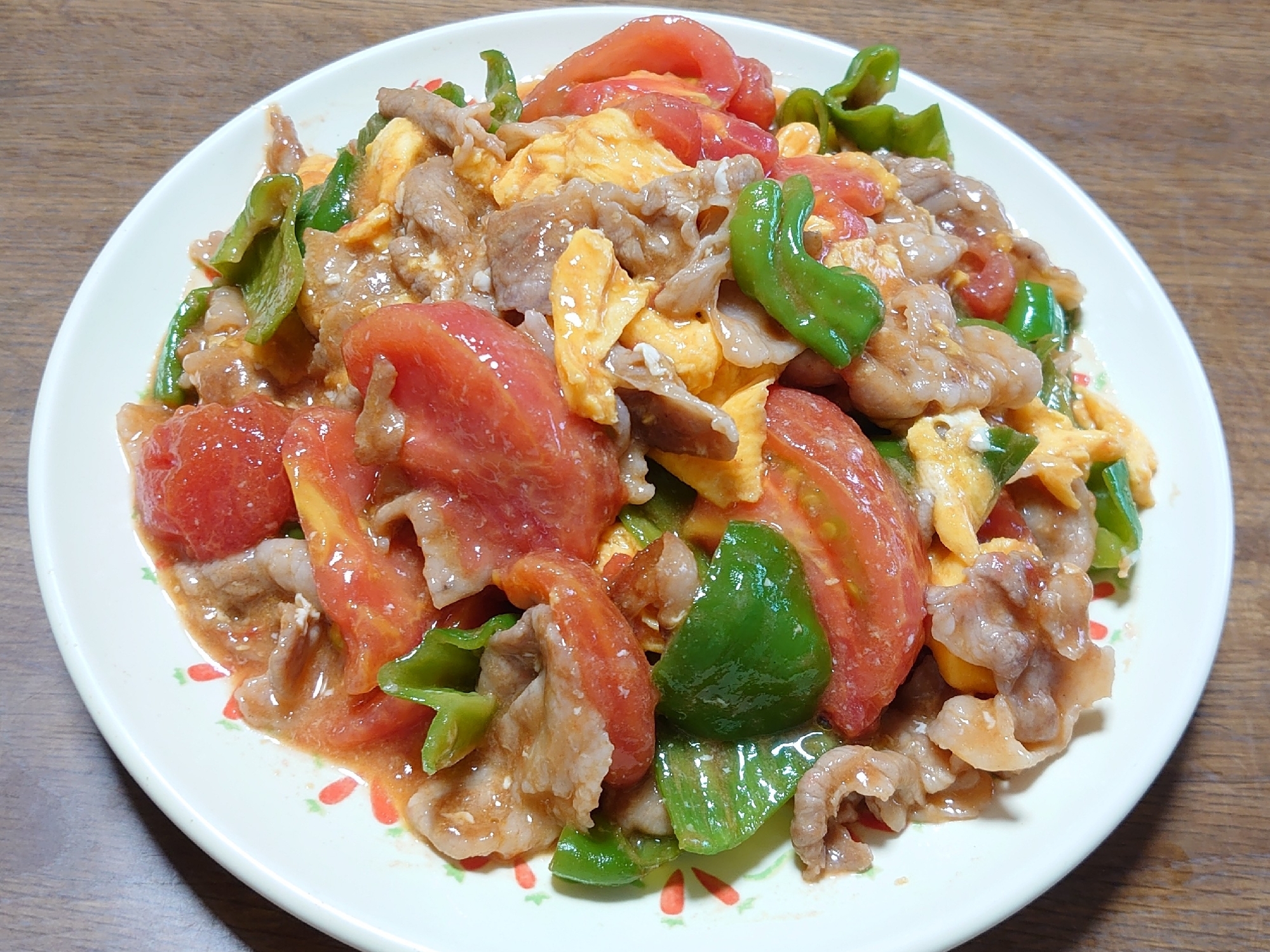 豚こま肉とトマトと卵のオイマヨ炒め