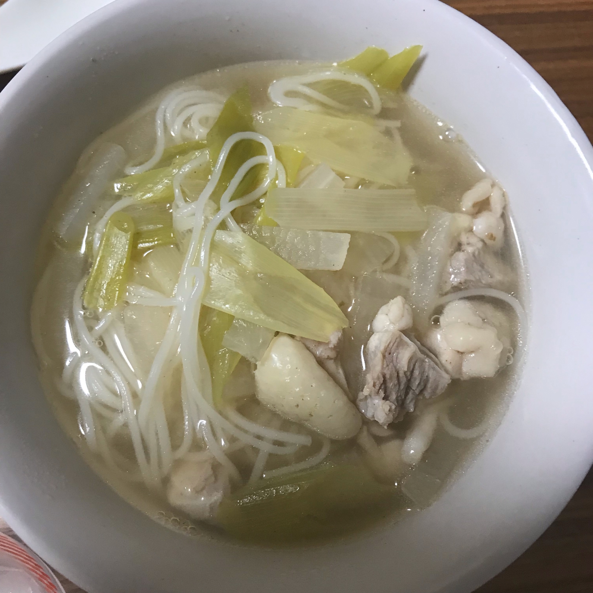 鶏モモ肉煮麺