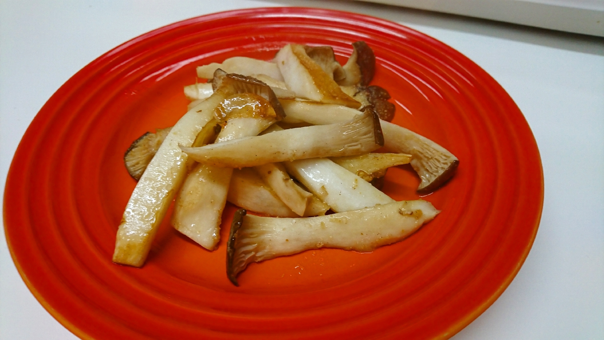 あと一品 エリンギのガーリックバターソテー レシピ 作り方 By うさりえる 楽天レシピ