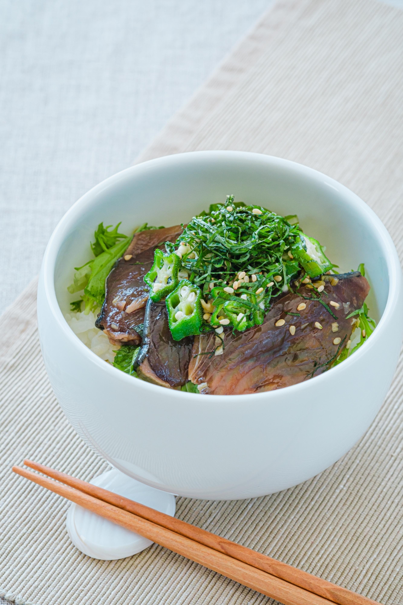 カツオのたたきの香味丼