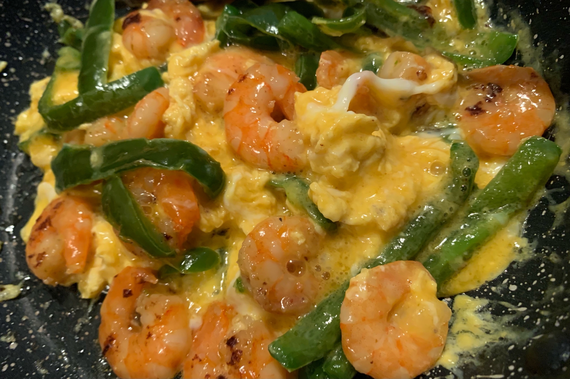 エビとピーマンの卵とじヘ スタミナ満点 レシピ 作り方 By Jewel De Fleur 楽天レシピ エビとピーマンの卵とじヘ スタミナ満点 レシピ 作り方 By Jewel De Fleur 楽天レシピ