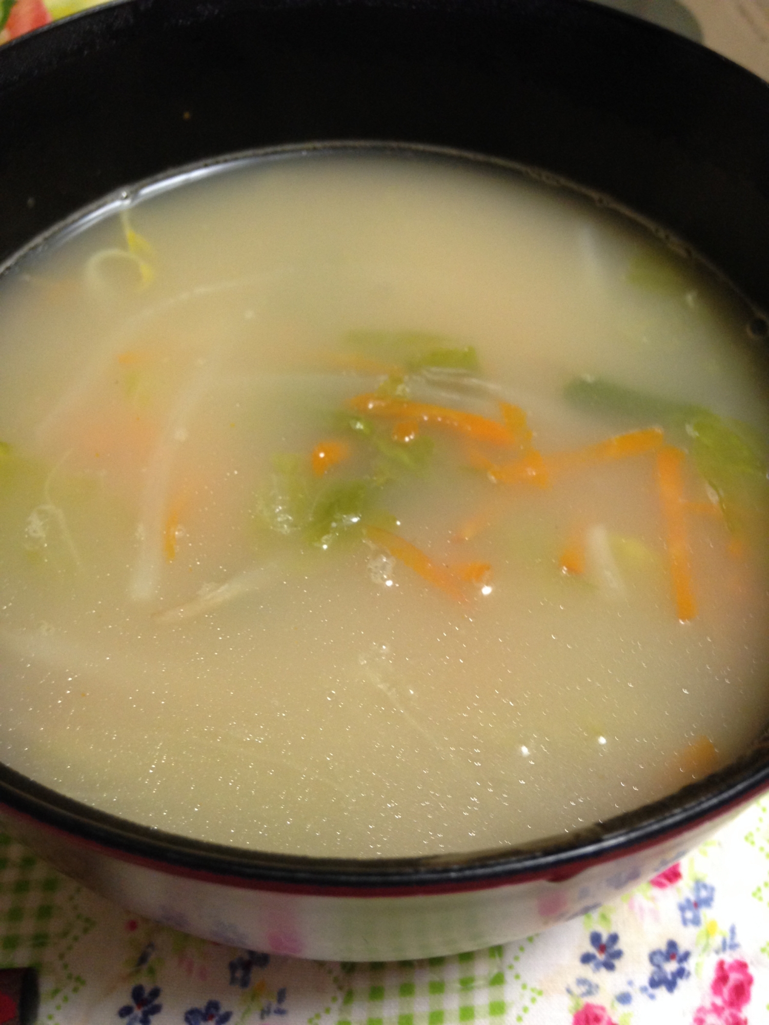 人参の味噌中華スープ