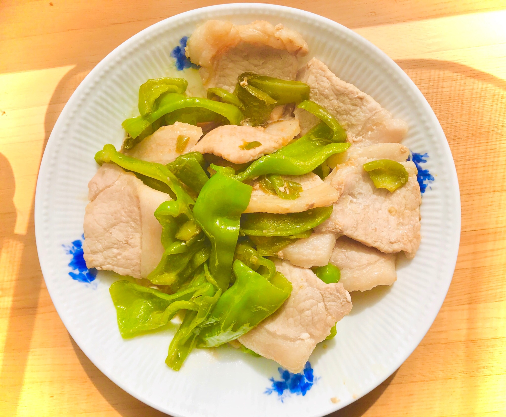 【最北レシピ】豚肉とピーマンのオイスター炒め