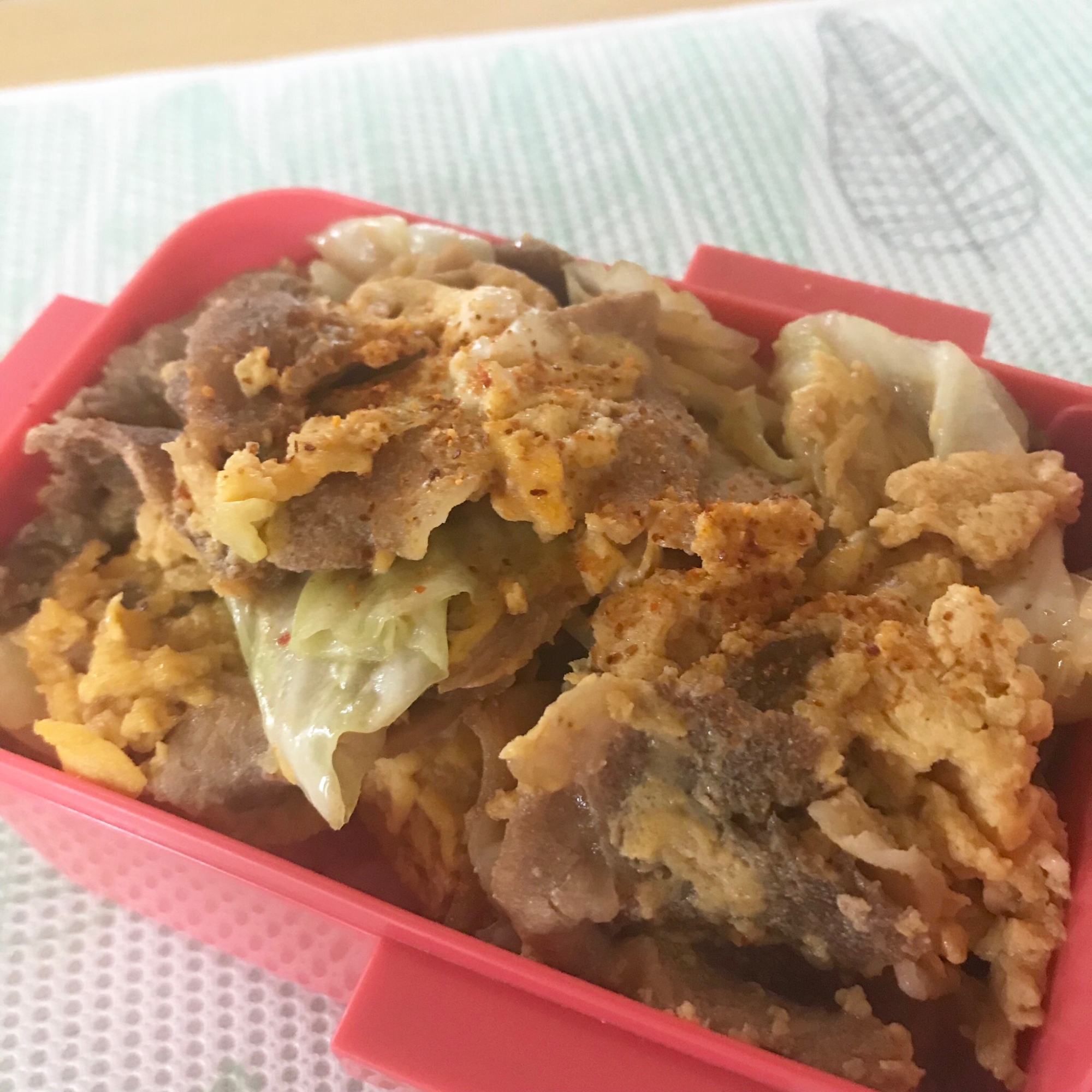 お手軽お弁当☆豚玉キャベツ丼