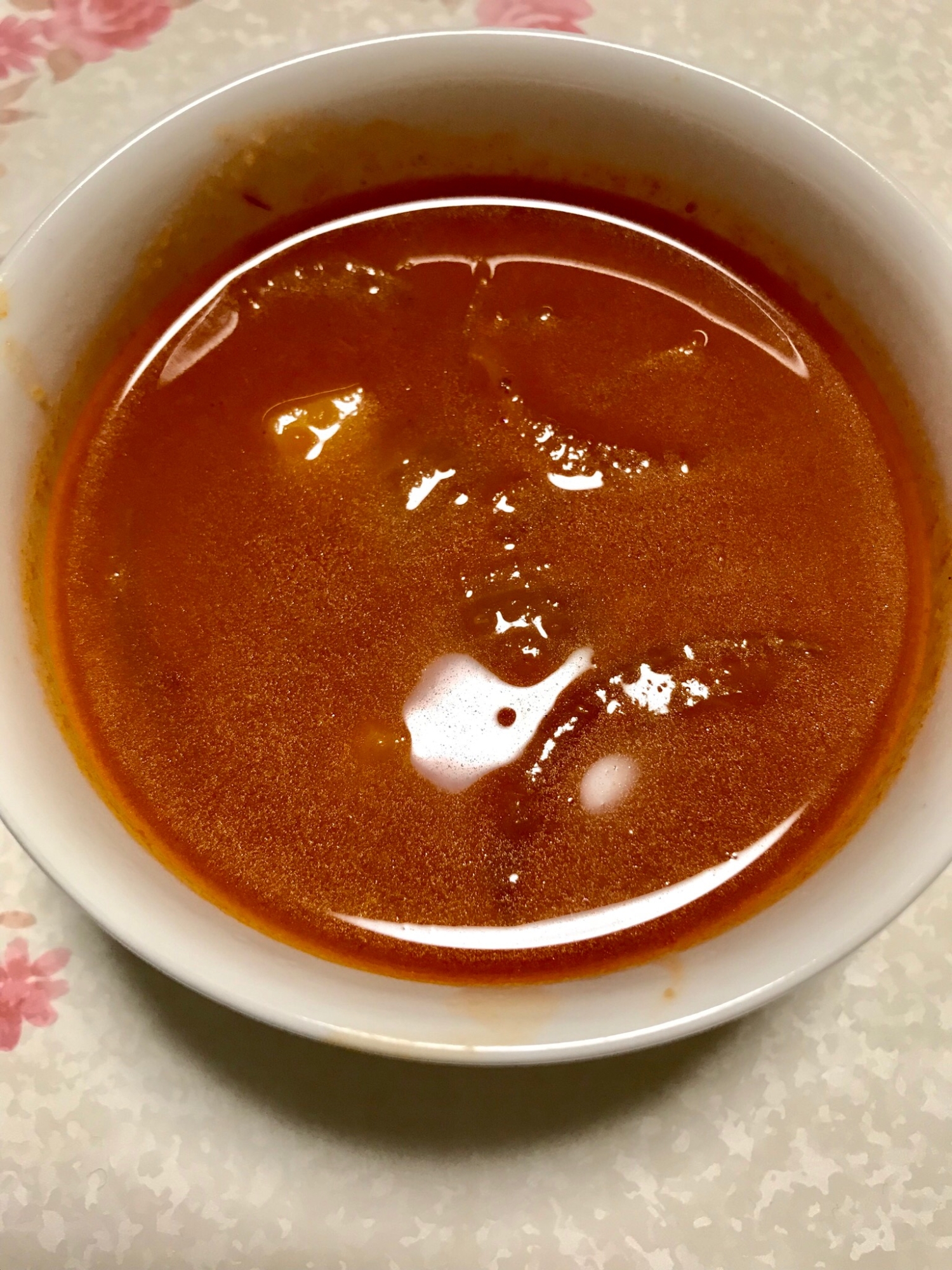 ジャガイモとトマトのスープ