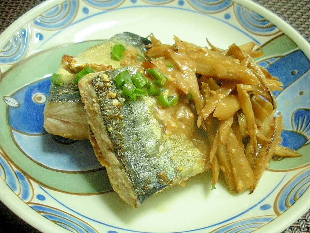 フライパンで！簡単美味なサバとゴボウのみそ煮♪