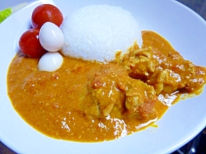 トマト缶でチキンカレー