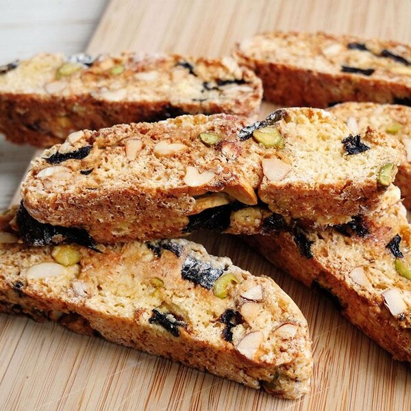 ドライプルーンとナッツのビスコッティ カントゥッチ レシピ 作り方 By 楽天出店店舗 ママパン 楽天レシピ ドライプルーンとナッツのビスコッティ カントゥッチ レシピ 作り方 By 楽天出店店舗 ママパン 楽天レシピ