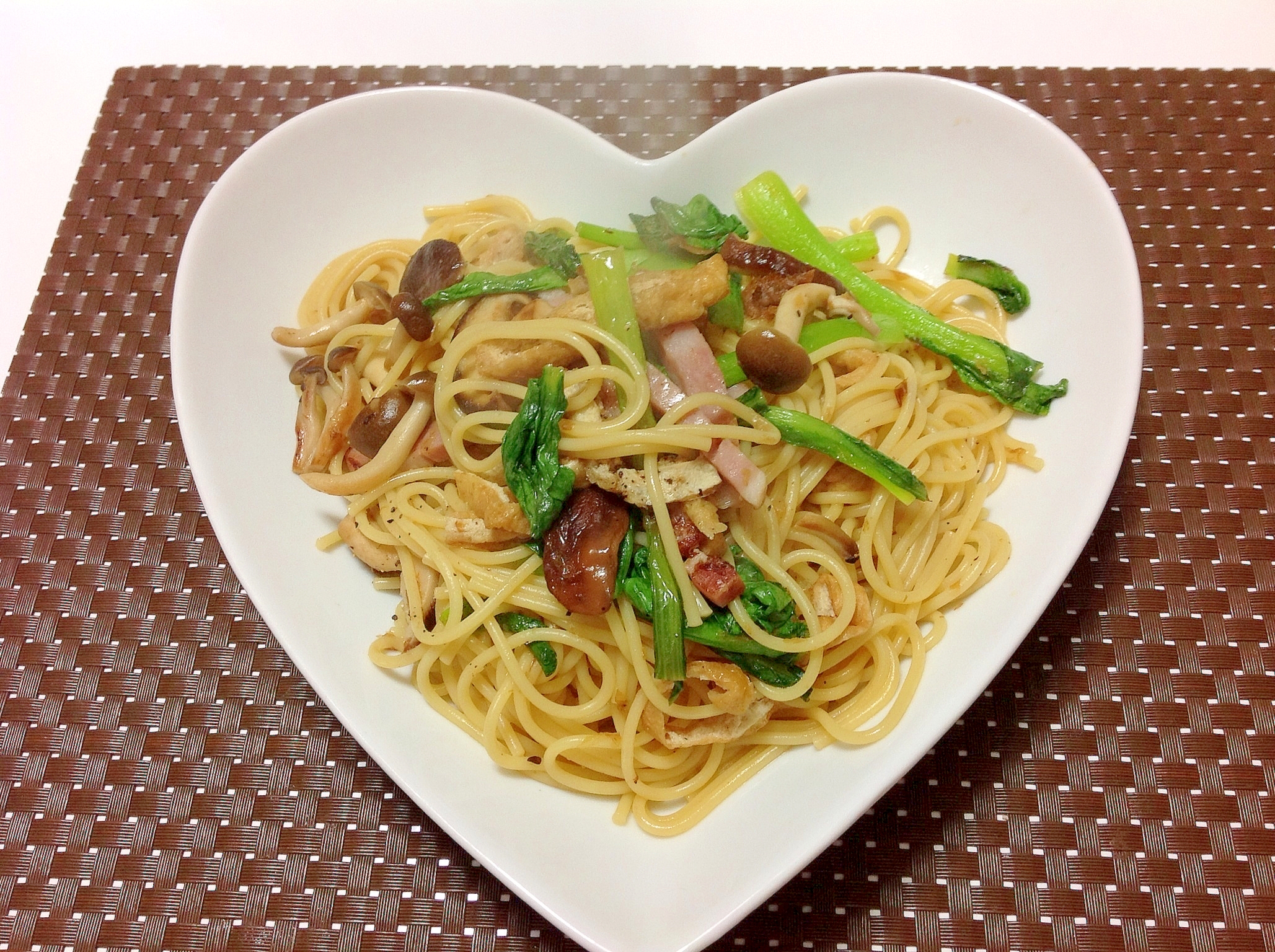 キノコと小松菜の揚げ入りおかかパスタ☆