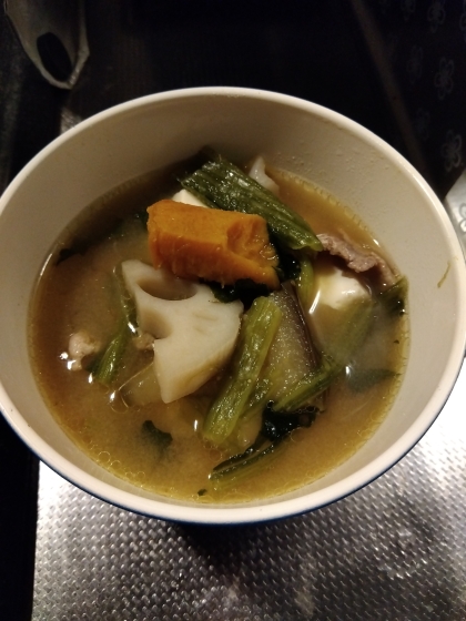 あったかこくうま豚汁