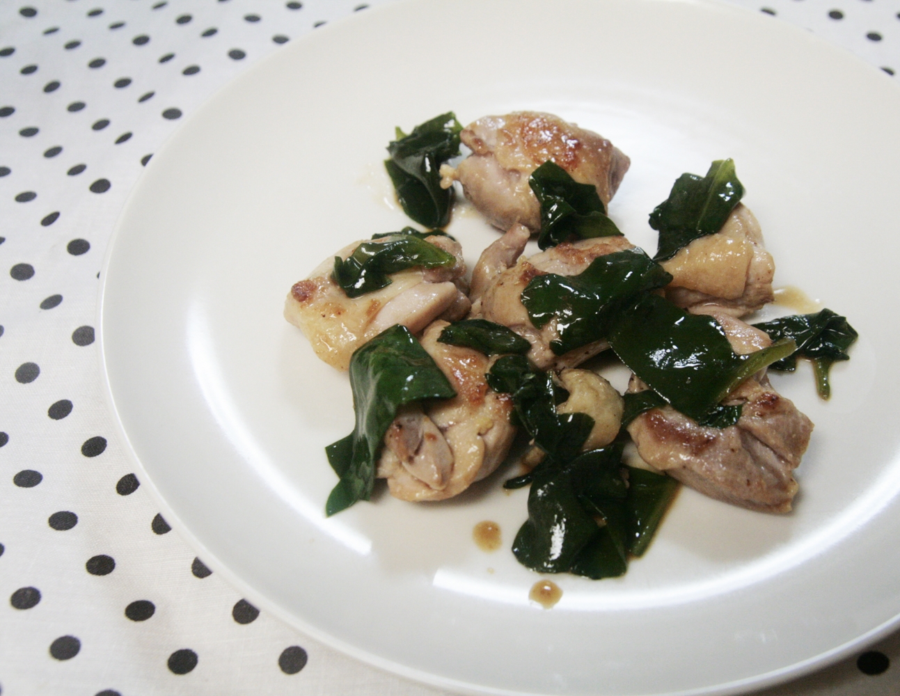 ダシ要らず おかわかめと鶏もも肉のしょうゆ炒め レシピ 作り方 By A S A P 楽天レシピ