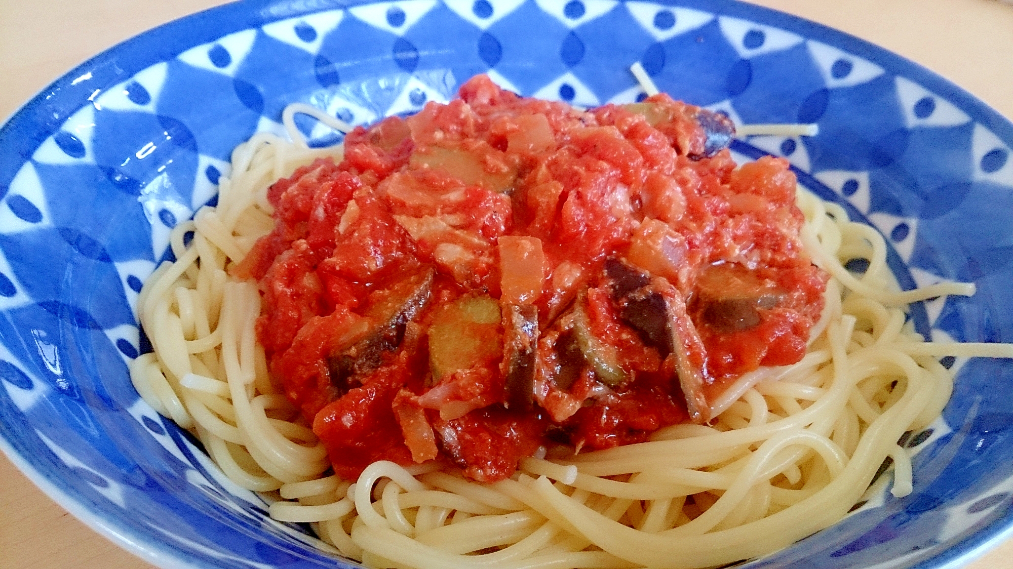 なすとツナのパスタ☆自家製トマトソースで