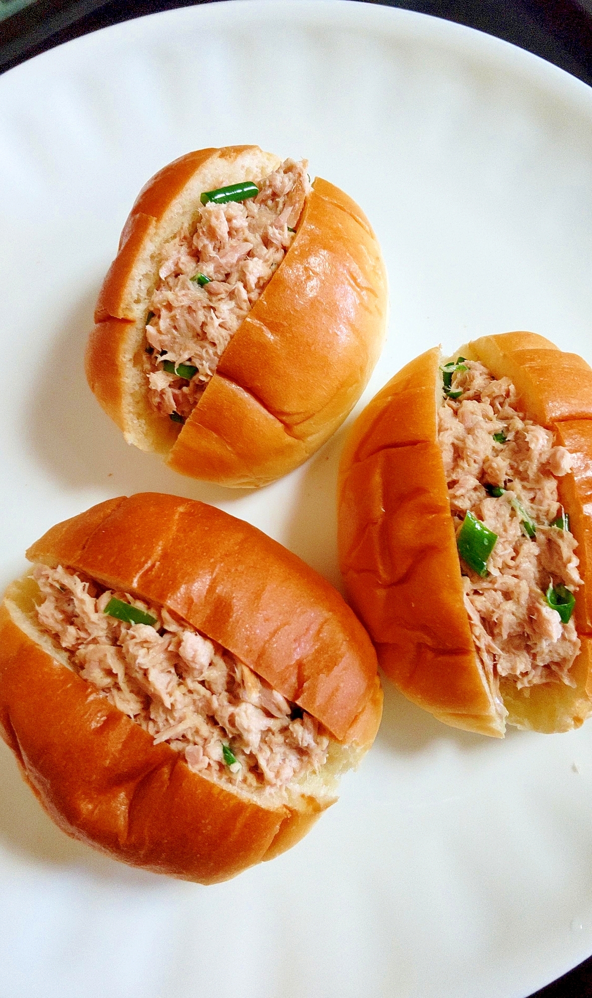 ツナマヨのロールパンサンド レシピ 作り方 By Diamond K 楽天レシピ ツナマヨのロールパンサンド レシピ 作り方 By Diamond K 楽天レシピ