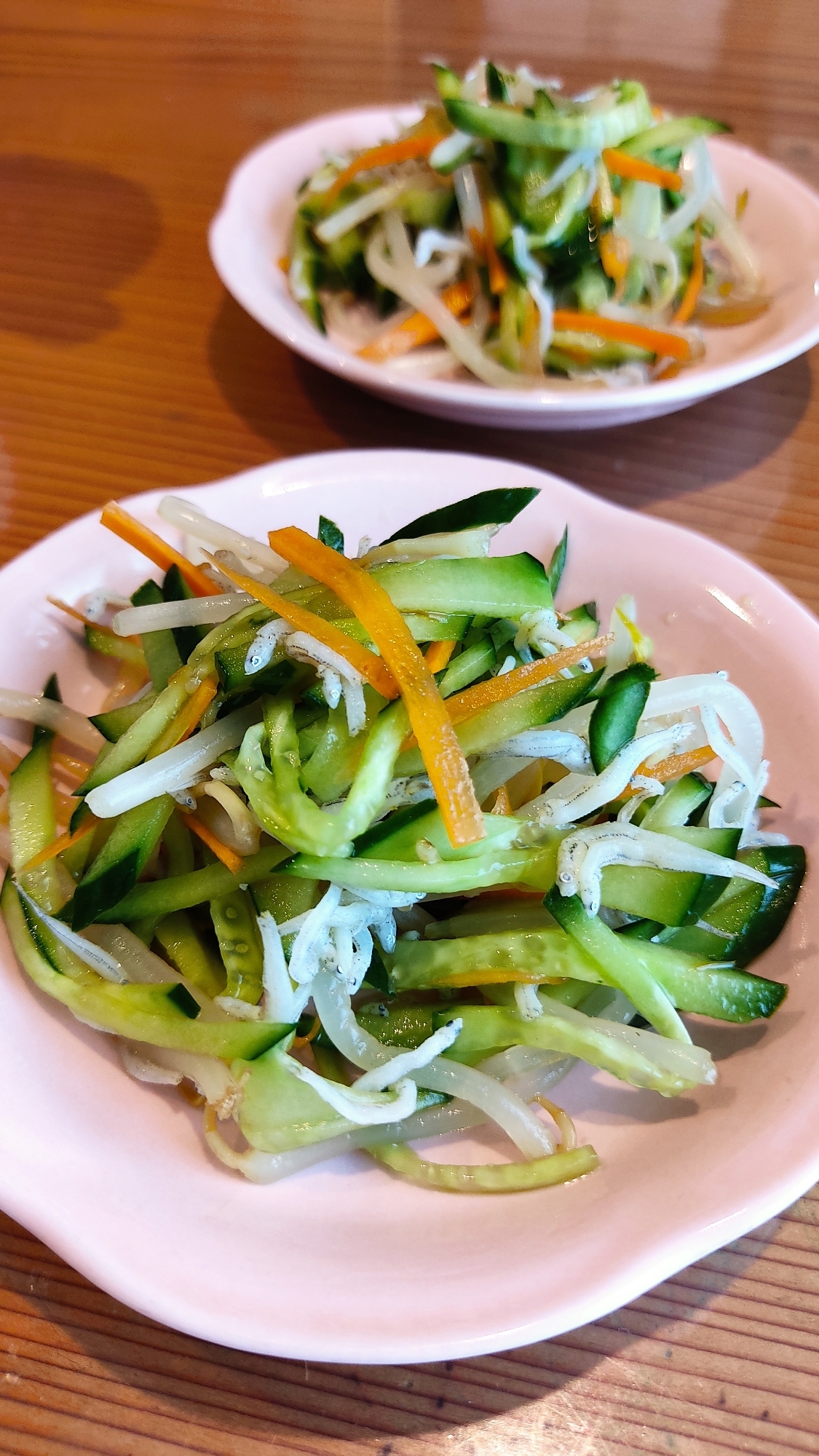 ３色野菜としらすのシャキシャキ和え