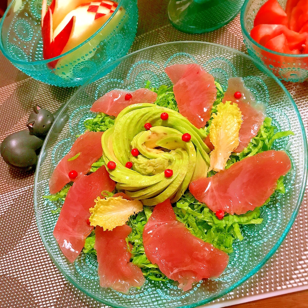 キハダマグロとアボカドのカルパッチョ レシピ 作り方 By 嵯峨 恭也 楽天レシピ キハダマグロとアボカドのカルパッチョ レシピ 作り方 By 嵯峨 恭也 楽天レシピ