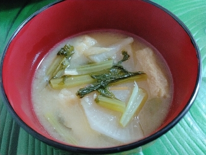 おはようございます♡
昨日はつくれぽありがとうございました☘カブ大根など家にある根菜でお味噌汁をしました〜レシピありがとうございます(≧▽≦)