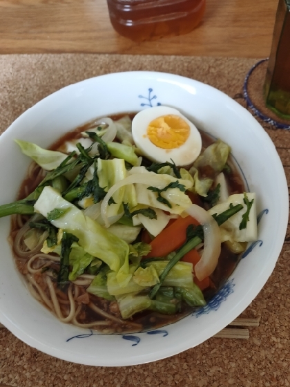 市販の生麺のアレンジ☆もやし醤油ラーメン☆