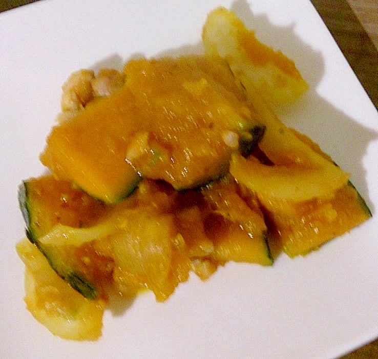 鶏もも・かぼちゃ・玉ねぎの炒り煮 レシピ・作り方 by k2541585478