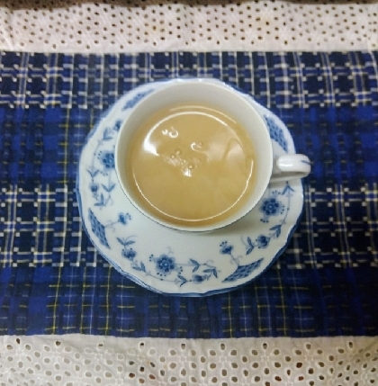 お鍋で作る美味しいはちみつミルクティー