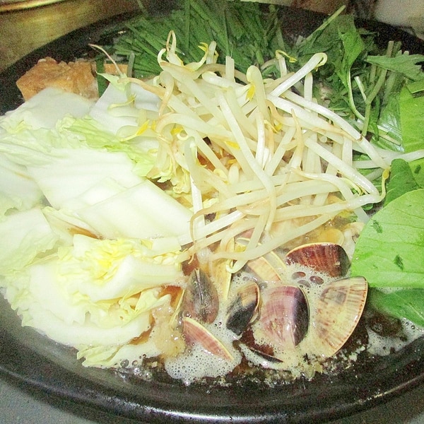 具材盛りだくさん どんな具でも合う台湾風ゴマ油鍋 レシピ 作り方 By 大都督 楽天レシピ 具材盛りだくさん どんな具でも合う台湾風ゴマ油鍋 レシピ 作り方 By 大都督 楽天レシピ