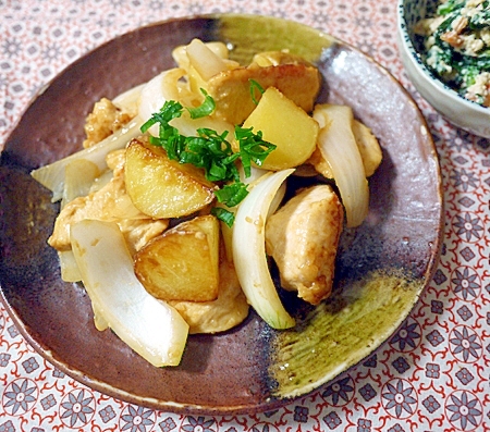 鶏肉と新じゃがの塩麹炒め