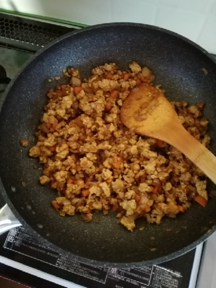 お昼ご飯に作りました！程よい辛さで家族に大好評でした！